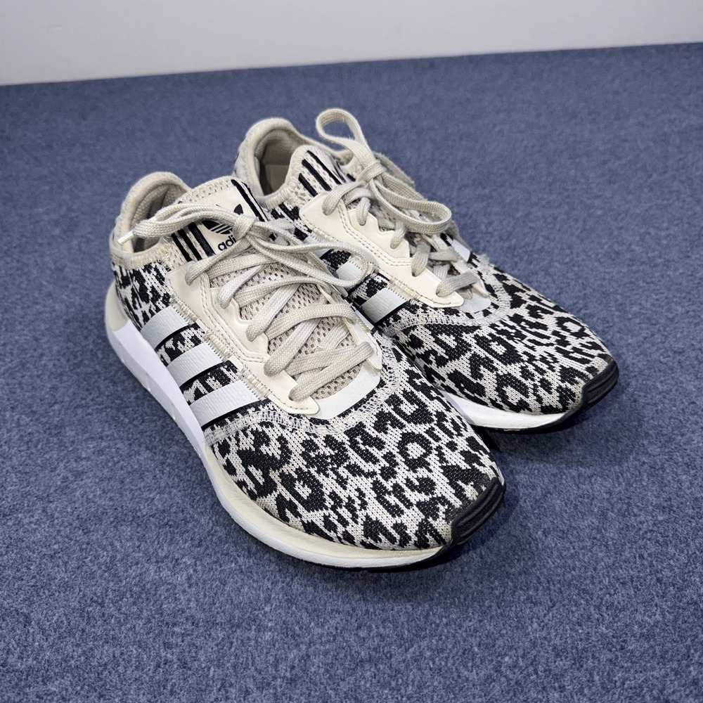 Adidas Swift Run Knit Sneakers – Black/White/Cream Animal Print Pattern Womens 9
